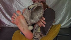 MisUsed Slippers Sniff Test (mkv)