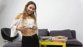 Seductive Belly and Belly Button Tease: Young Michelle’s Sensual Midriff Close-Ups with Ice Cube Play (HD quality)