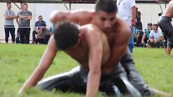 Luta turca com ol&eacute_o - 11