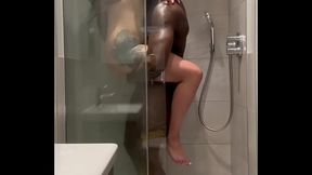Hot shower sex with mannie coco