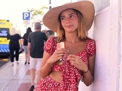 Bralessforever - Sexy Agatha