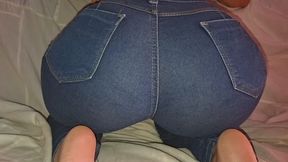 Loud farts in jeans