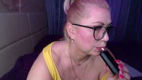my stepmom is a webcam slut! hot pussy fingering from lustful adult girl! )) (aimee hot milf, aka aimeeparadise).