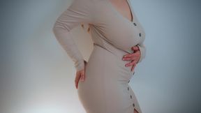 Chubby MILF Masturbates Standing up