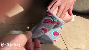 LenaLouix - Amateur teen worships ankles in ankle socks