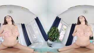 Fucking Erotic 18 Year Old Maya Woulfe Before Party VR Porn