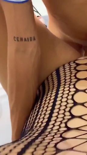 Chubby webcam model having sex with a hotel waiter - Savannah Watson   Clip 1