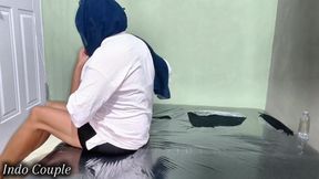 Mahasiswi Nakal Ini Pergi Ke Panti Pijat Spa Yang Dia Bayar Untuk Bikin Dia Puas Dan Bikin Dia Bahagia