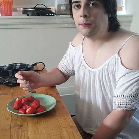 I cum on strawberries and eat them