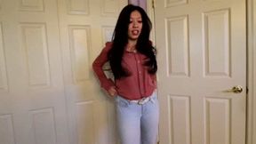 INEED2PEE Miss Mia accidentally cumming in her pissy jeans MP4
