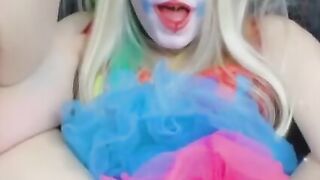 Clown chick Ejaculates on Huge Sex Toy