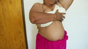 aunty bathing saban dea gosol desi bathroom