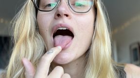 Tongue and Vore fetish cock rating