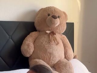 I Suck OVERWEIGHT WANG To A Policeman? This guy Gives Me Your FASCINATING CUM In My Face?