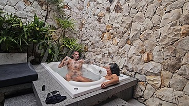 We felt comfortable in the bathtub until she asked to have sex with me