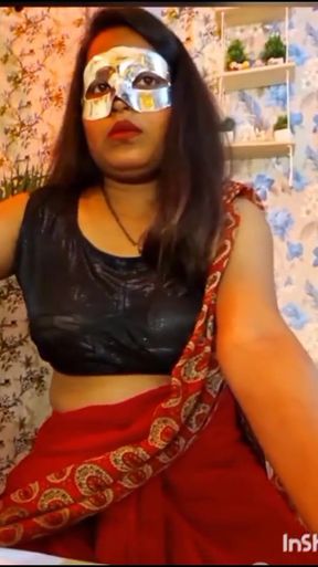 Thrilling moment from "Padosan bhabhi ki chudayi"