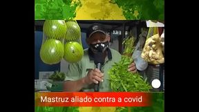 Novinho batendo uma falando putaria pra namorada