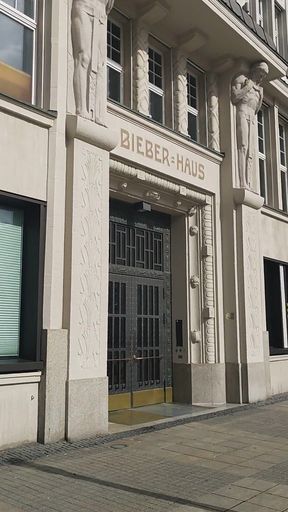Fresh off the Plane From Hamburg