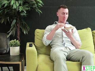 Fit teen stepsis needed stepbros aid with some excersises