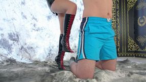 Domme Helena Balls Kicking - HD 2560x1440