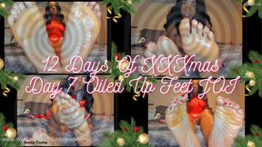 12 Days Of XXXMAS Day 7: Oiled Up Foot JOI