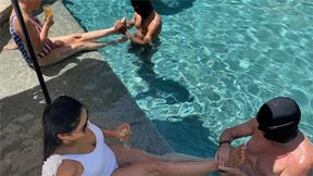 Summer Time Foot Worship (720p)