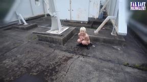 Splashy Play with a Blonde Beauty Drenching Herself in a Wicked Wet Frenzy Ep-4