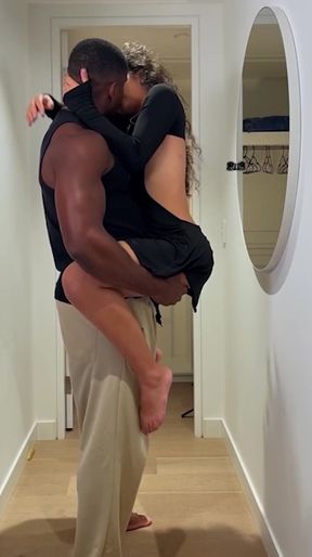 Amateur teen gets her ass fucked by a curious couple