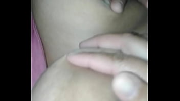 Tetona se las toca