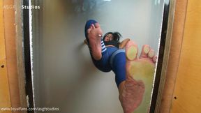 Alice will give you her BIG FEET!