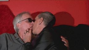 Experienced tongue (mp4)