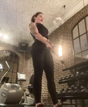 Its Monday! Guess where I am!?  Keep up beta boys!