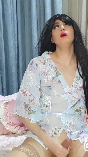 Sissy Trans in Kimono
