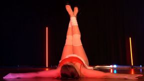 Curvy Christmas Tease - Santa Baby Heels Dance