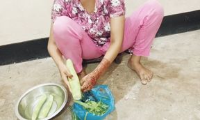 Working Indian girl fuck Bangla dirty talk
