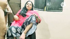 Indian Desi aunty fuking boy's in home