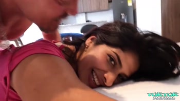 Big Tit Colombian Babe Seduces Foreigner
