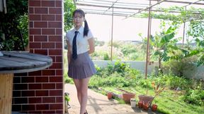 Nozomi Suzuki's Sizzling Live Performance Unleashed