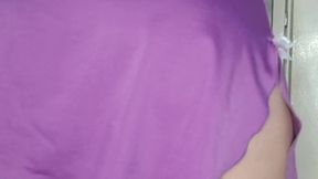 Brazilian tail showing her pussy while shaking