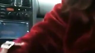 Russian Amateur Gives Blowjob in a Car During Lunch Break