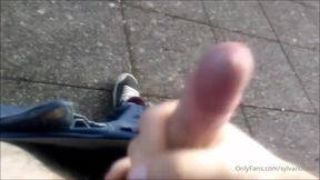 Handjob in the muse wood