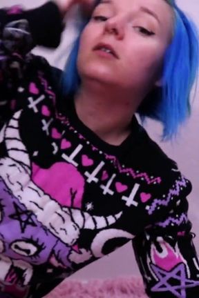 Jealous GF Gives You a Handy