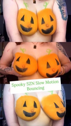 SlowMotion Bouncing Pumpkins