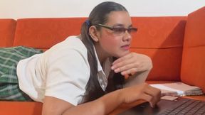 I PEE MY DIAPER FOR A MEN ON THE INTERNET