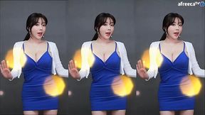 Jeehyeoun sexy dance in blue dress