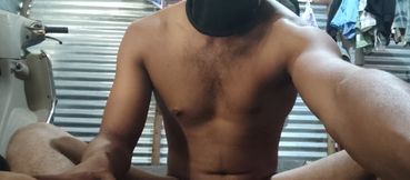 Back Side Focus - Hot Solo Performance