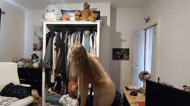 Naked vacuuming