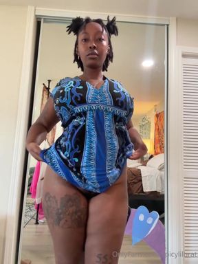 Chubby Ebony in Dress Showing Her Big Tits &amp; Ass