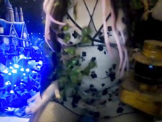 Swamp Witch Makes U Swallow Her Potient, Casts A Magic Spell To Conjure A Banging Session