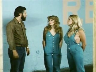 Garage Gals (1981)